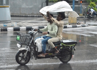 Heavy rainfall to lash K’taka for 4 days, yellow alert for B’luru, coastal regions