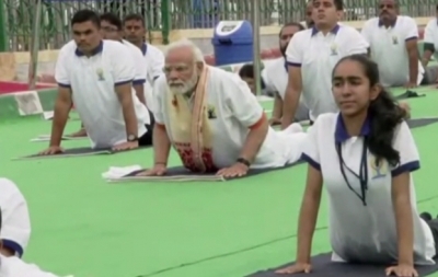 Yoga a way of life, says Modi after inaugurating Yoga Day celebrations (Ld)