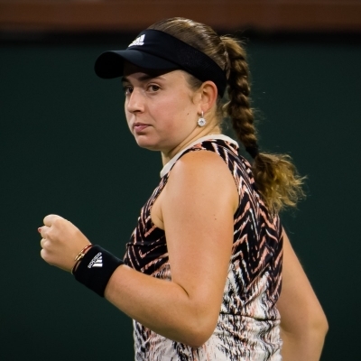 Defending champ Ostapenko advances in Eastbourne; former winner Keys and Kvitova win