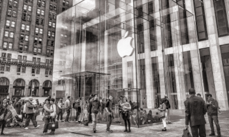 Apple now has over 860 mn paid subscriptions across services