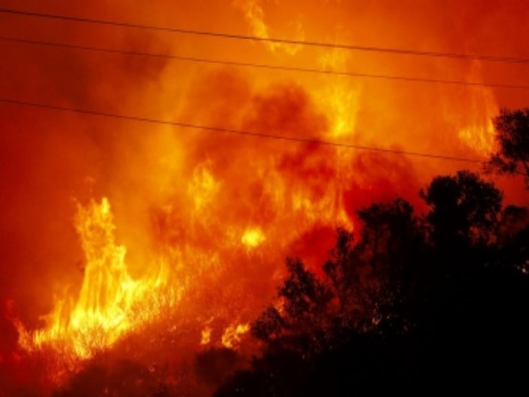 At least 41 structures destroyed in California’s largest wildfire of 2022