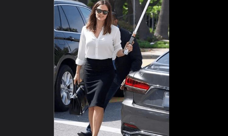 At 50, Jennifer Garner ascends to TikTok’s ‘Teen Dirtbag’ challenge