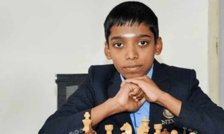 Praggnanandhaa, Carlsen share FTX Crypto Cup lead