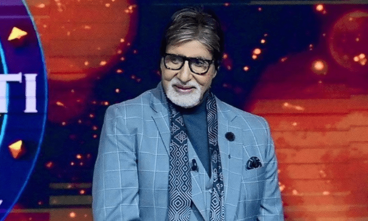 Big B walks the ramp on request of ‘KBC 14’ contestant