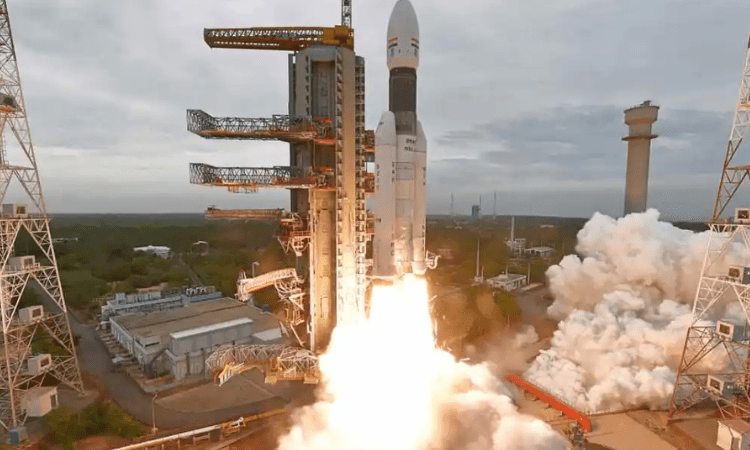 ISRO getting ready its GSLV rocket for OneWeb satellite launch