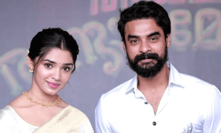 Tovino Thomas to play triple role in ‘Ajayante Randam Moshanam’