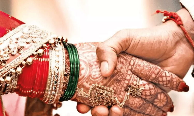 Estimated 32 lakh weddings till Dec 14 with a trade of Rs 3.75 lakh cr