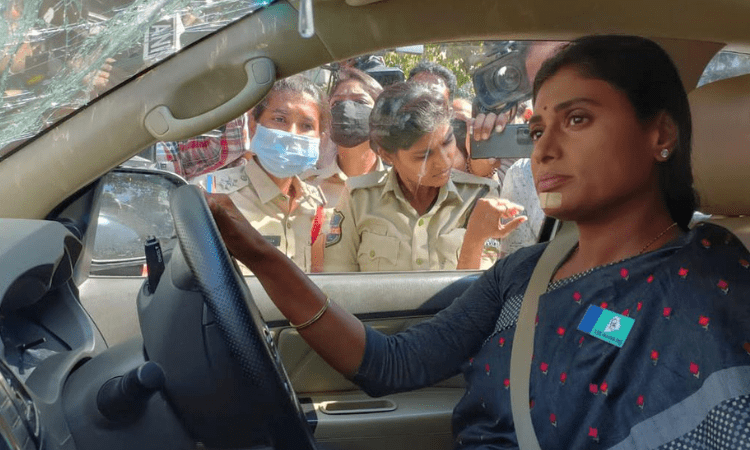 Hyderabad cops tow away car with Sharmila sitting inside