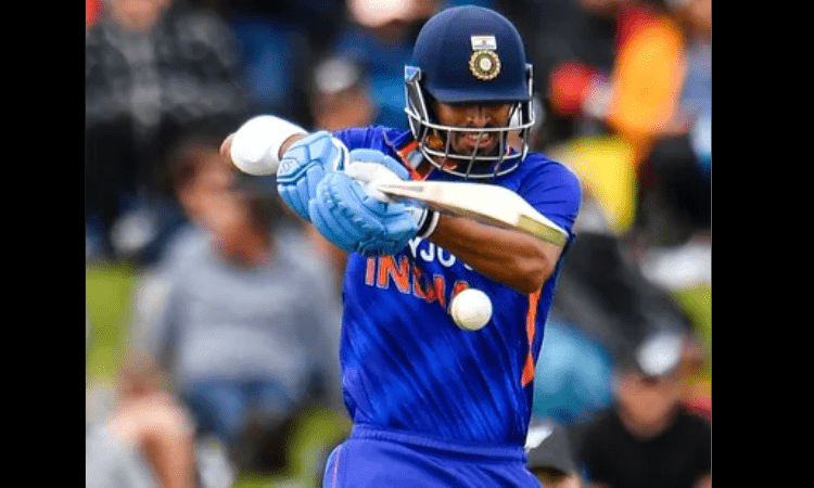 IND v NZ, 3rd ODI: Washington Sundar’s 51 carries India to a modest 219 against New Zealand