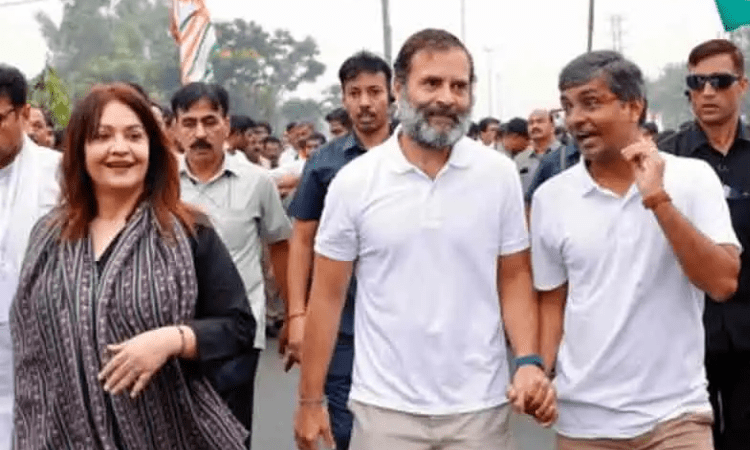 Pooja Bhatt joins Bharat Jodo Yatra in Hyderabad