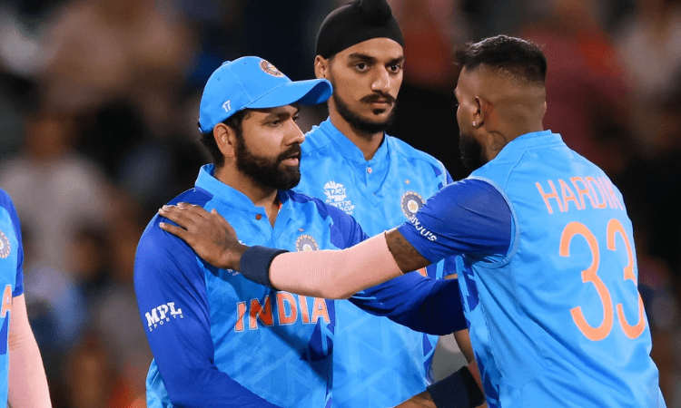 T20 World Cup: Coach Dravid consoles teary-eyed Rohit after 10-wicket loss to England