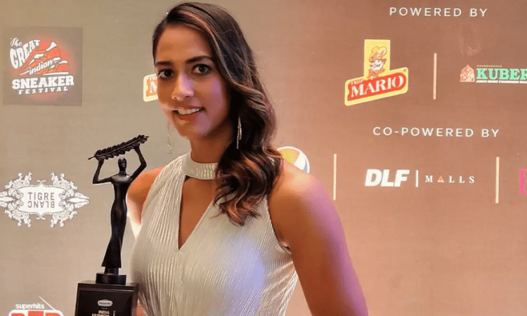 Karman Kaur Thandi wins the ‘Most Stylish Sportsperson’ Award at IFA 2022