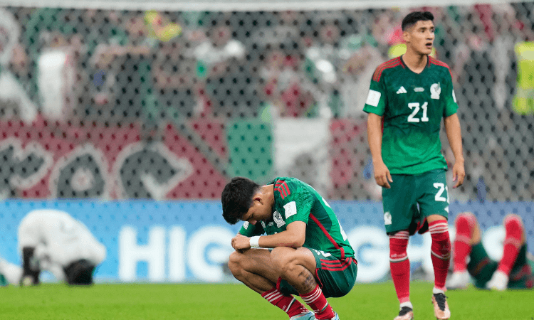 Poland qualify for knockouts on goal difference despite Mexico’s win over Saudi Arabia