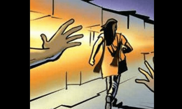 Three UP students make shoes to tackle eve teasers