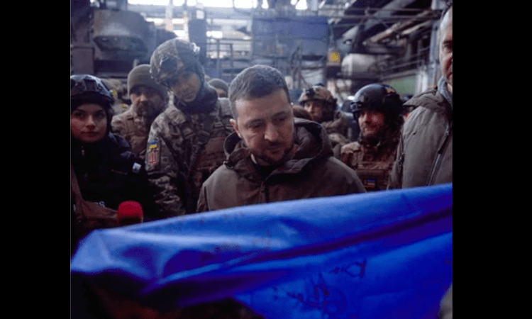 Ukrainian Prez visits frontline city of Bakhmut