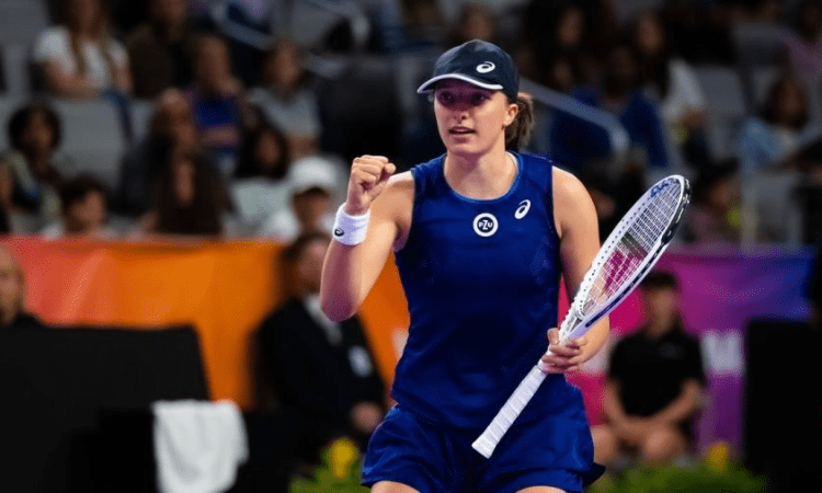 World No.1 Swiatek leads Australian Open entry list