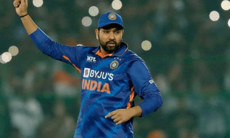 2nd ODI: KL Rahul’s unbeaten 64 carries India to hard-fought four-wicket win over Sri Lanka