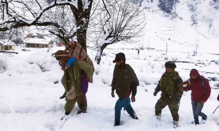 Clouds in Jammu; rain, snow likely in Valley
