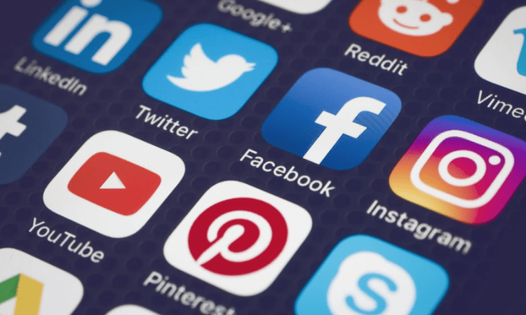 How social media platforms reward users for spreading misinformation