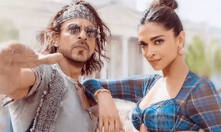 SRK croons ‘Aankhon Mein Teri’ for ‘Pathaan’ co-star Deepika Padukone