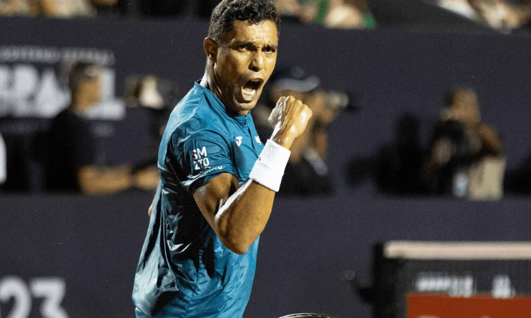 Tennis: Home favourite Monteiro takes out Dominic Thiem in Rio Open