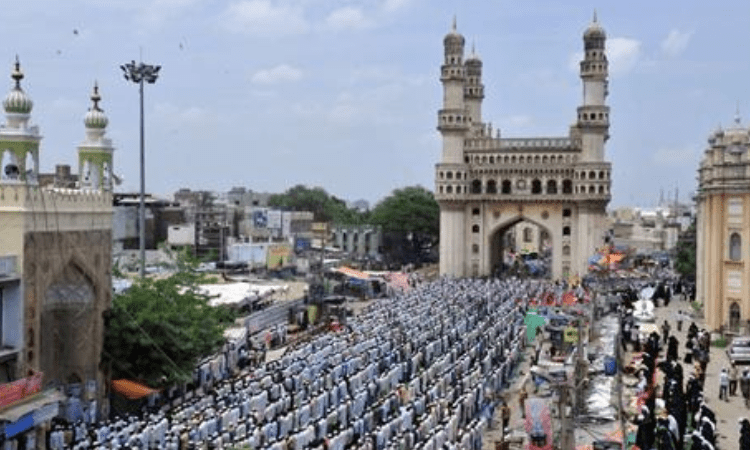 CMs of Telugu states greet Muslims on beginning of Ramzan
