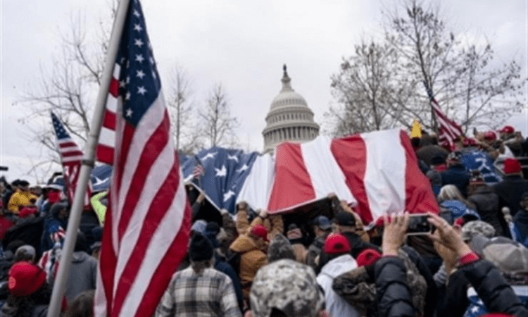 FBI hunts woman who didn’t show up to court over Capitol riot charges