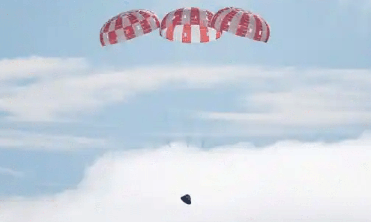 ISRO simulates deployment of Gaganyaan mission parachutes