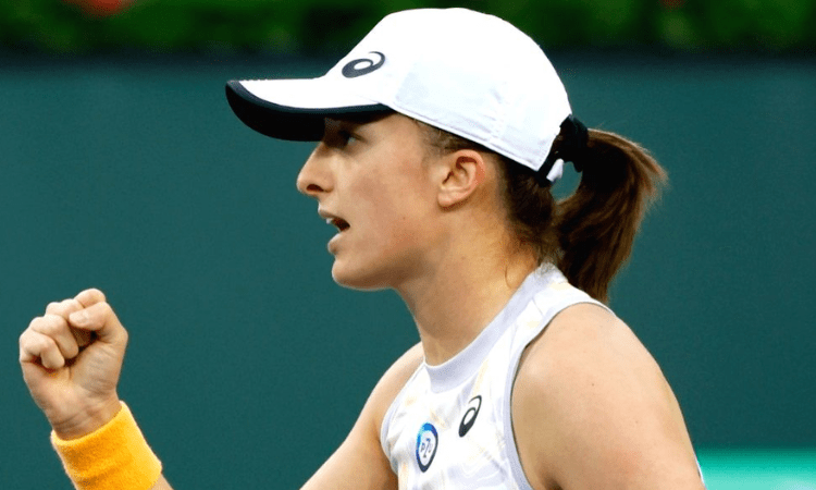 Indian Wells: Swiatek holds off Andreescu, to face Raducanu in Round of 16