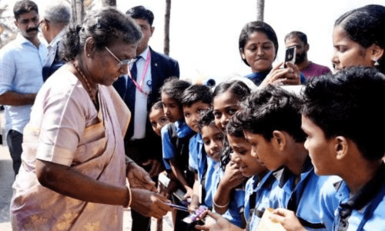 President Droupadi Murmu brings sweet surprise for kerala school kids.