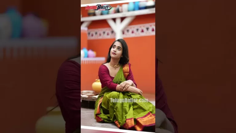 మరోసారి నెట్టింట హాట్ టాపిక్‌ గ దీప్తి సునైనా..,#deepthisunaina #deepthisunainafans #youtubeshorts