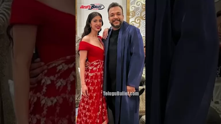 స్టార్ హీరోతో చెప్పులు మోయించిన నటి#bollywood #hrithikroshan #trending #youtubeshorts #shorts #viral