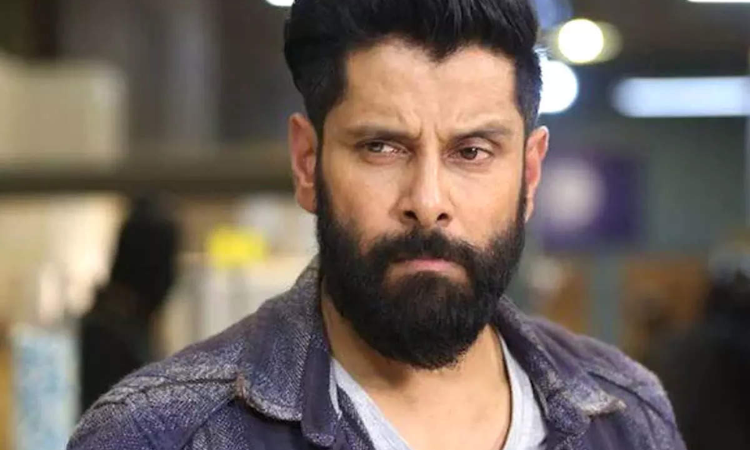 Injury Forces Chiyaan Vikram to Drop Out of Thangalaan Movie