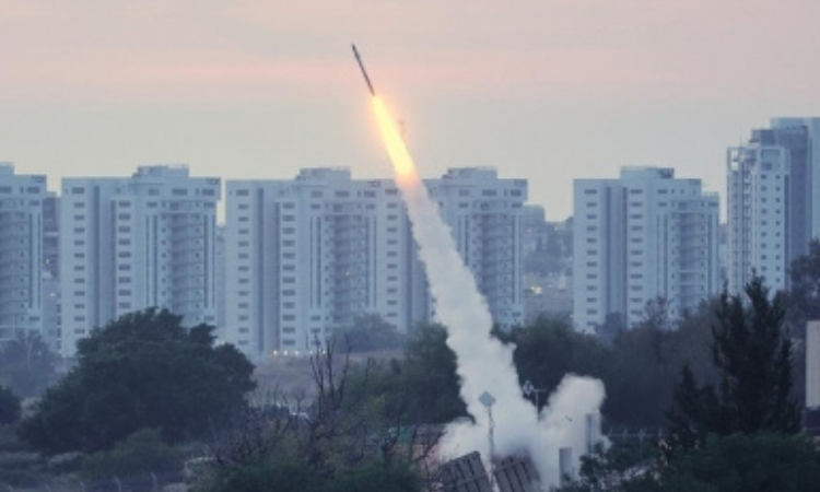 Gaza rockets kill 1 Israeli, injure 11