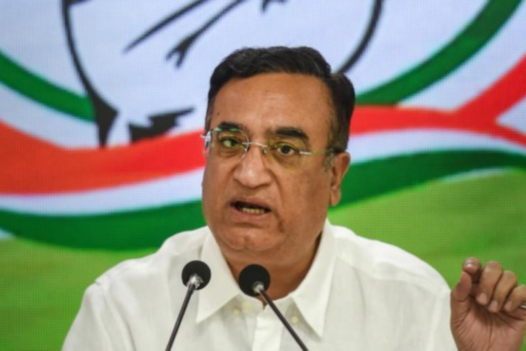 Kejriwal seeking Congress’ help over the ordinance