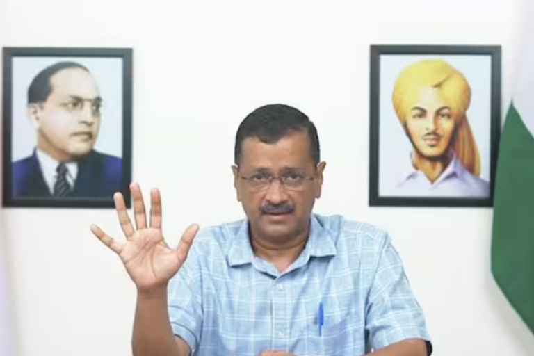Kejriwal writes to L-G over Delhi law & order situation