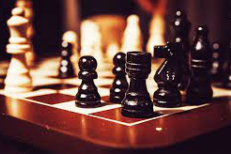 Viswanathan Anand and Hou Yifan won their respective games