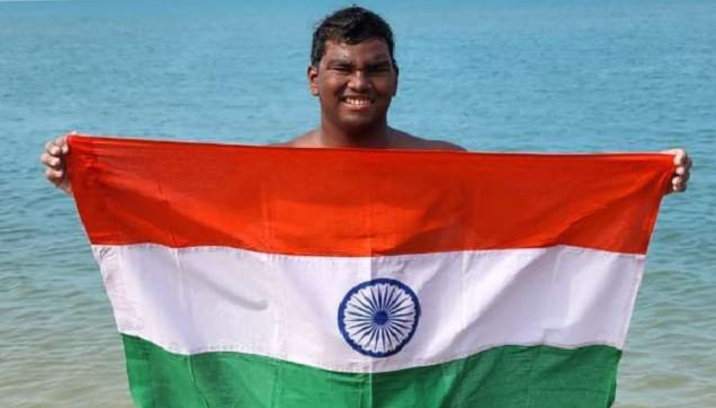 Navi Mumbai boy Anshuman becomes youngest person in World to cross North Channel