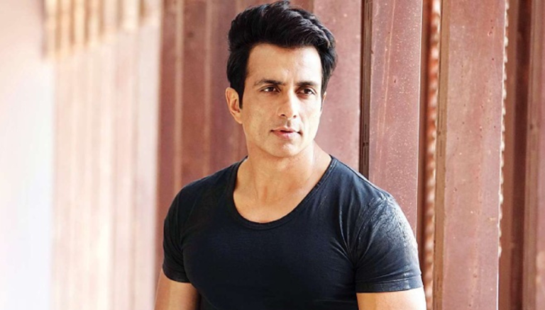 Sonu Sood flaunts incredible abs