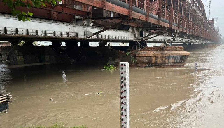 Yamuna once more flowing above the danger threshold in Delhi
