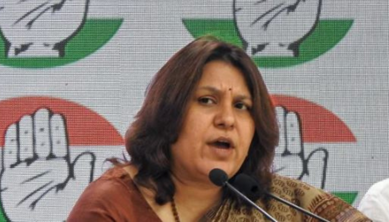 Congress accuses the Centre of using CAG reports