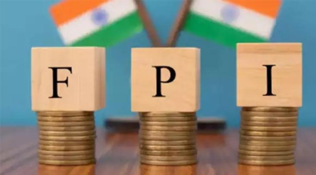 in august, fpis sold stocks worth rs 10,921 crore