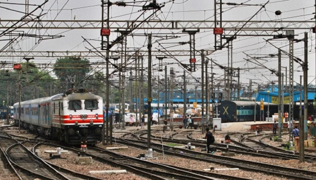Railways plan to reduce consumption of 200k liters of diesel