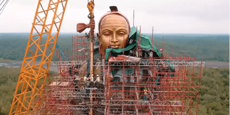 5,000 Seers Gather for Consecration of Adi Shankaracharya Statue in Omkareshwar
