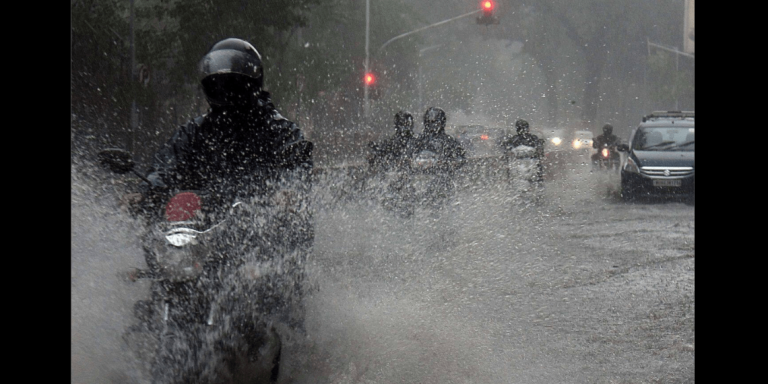 Hyderabad Experiences Heavy Rainfall, IMD Releases Alert