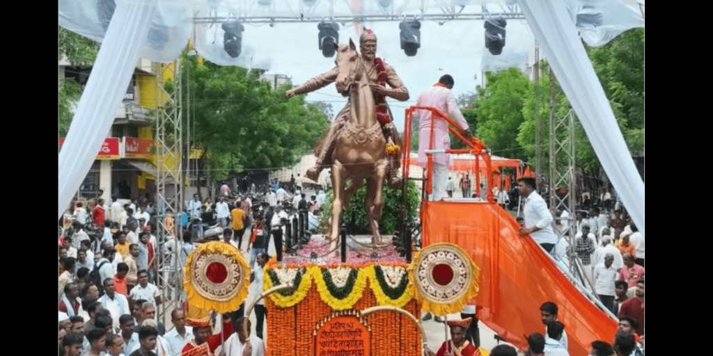 Kamal Nath Unveils Statue of Shivaji in Pandhurna, Madhya Pradesh