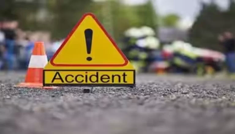 Chhattisgarh: Bus overturns, 1 dead, 34 injured