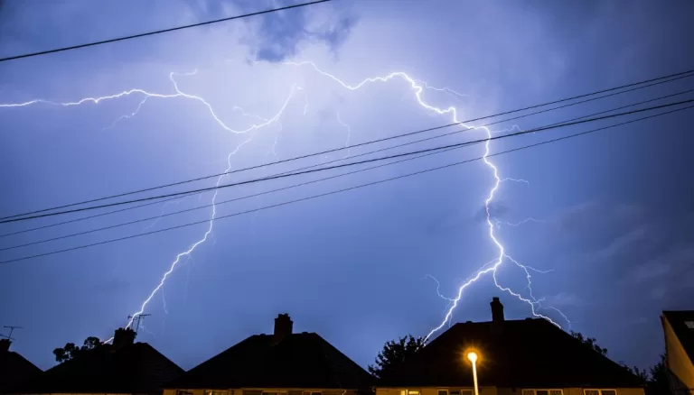 Lightning strike kills a resident of Udupi