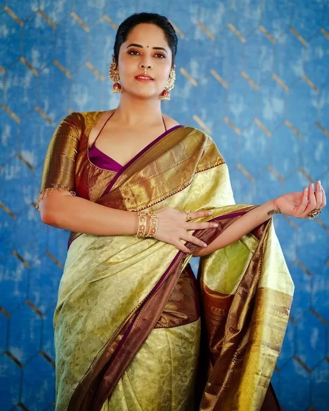 anasuya bharadwaj
