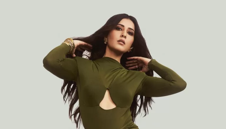 Raashii Khanna Slays in Trendy Green Attire